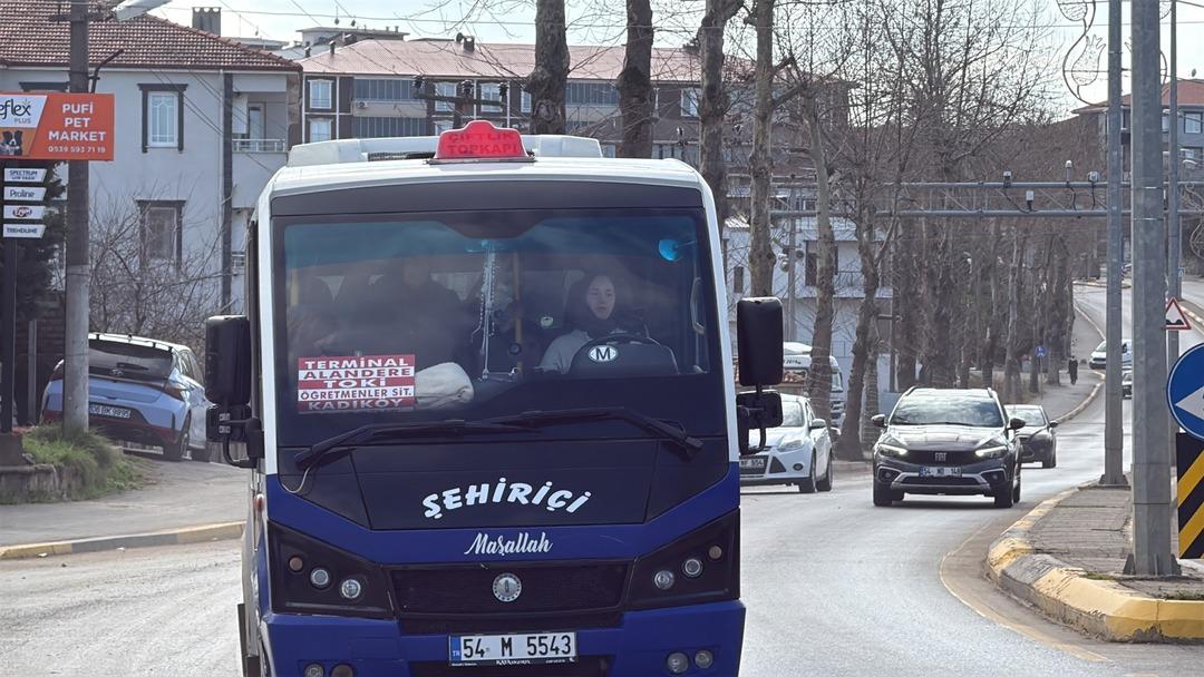 22 yaşında minib&uuml;s şof&ouml;r&uuml; oldu! &Ccedil;ocuk yaşta muavinlikle başladı 10