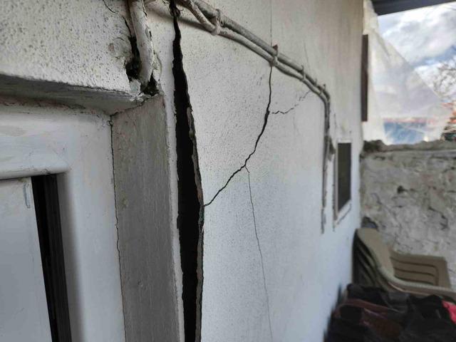 Urla&rsquo;da &ouml;nlem alınmadan yapılan temel kazısı faciaya neden oluyordu 2