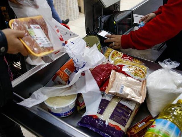 Marketlerde 41 &uuml;r&uuml;n&uuml;n 33&rsquo;&uuml; zamlandı! En &ccedil;ok zamlanan &uuml;r&uuml;n...