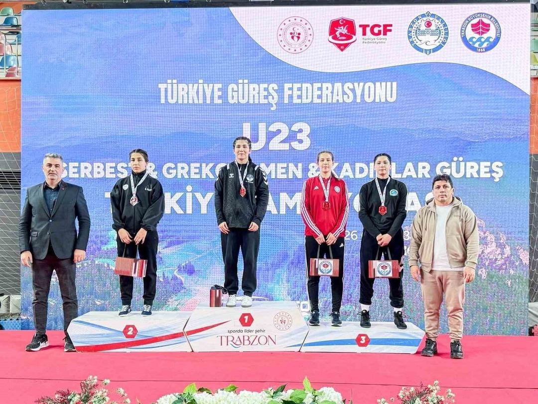 U23 Türkiye Kadınlar Güreş Şampiyonası sona erdi 5