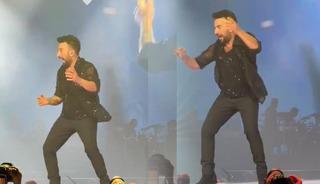 Tarkan şaşkına d&ouml;nd&uuml;! Bir anda elinden fırladı