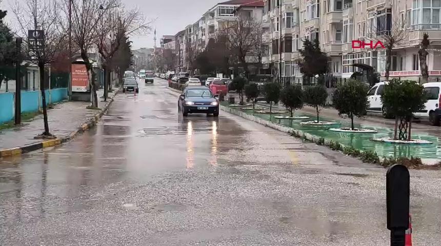 Edirne Keşan'da sağanak yağıi