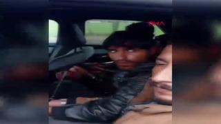 Sakarya'da otoyolda durdurulan otomobilden kaçak göçmenler çıktı