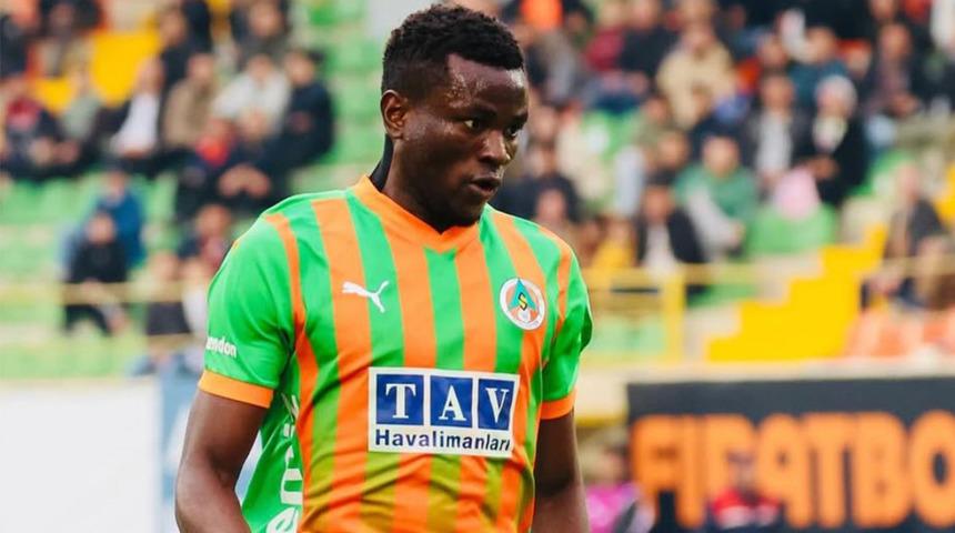 Alanyaspor'dan Ogundu Augsburg'a transfer oluyor! Fenerbah&ccedil;e detayı g&uuml;ndem oldu