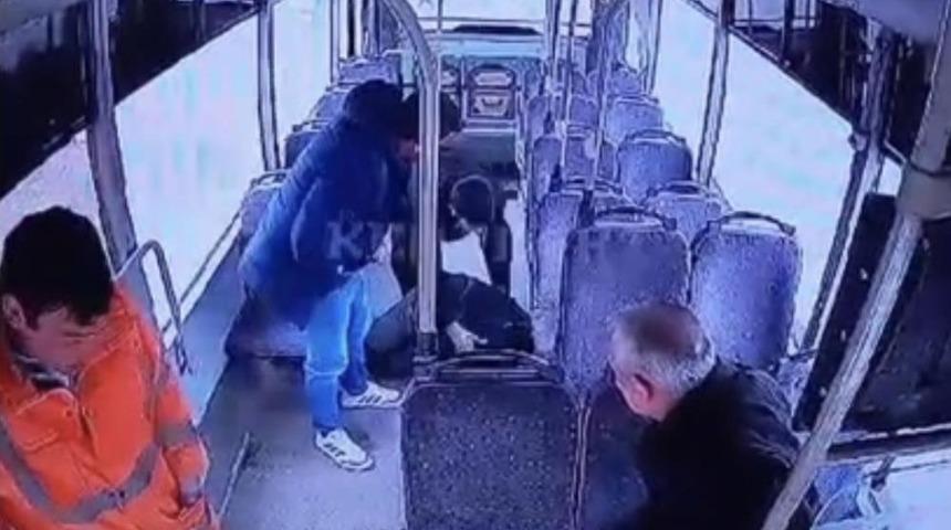 Mardin&rsquo;de otob&uuml;ste fenalaşan adam hayatını kaybetti