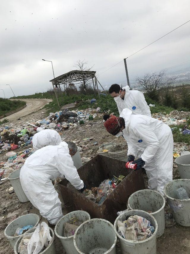 Zararlı atıkların büyük bir kısmını mutfak atıklarının oluşturduğu belirlendi