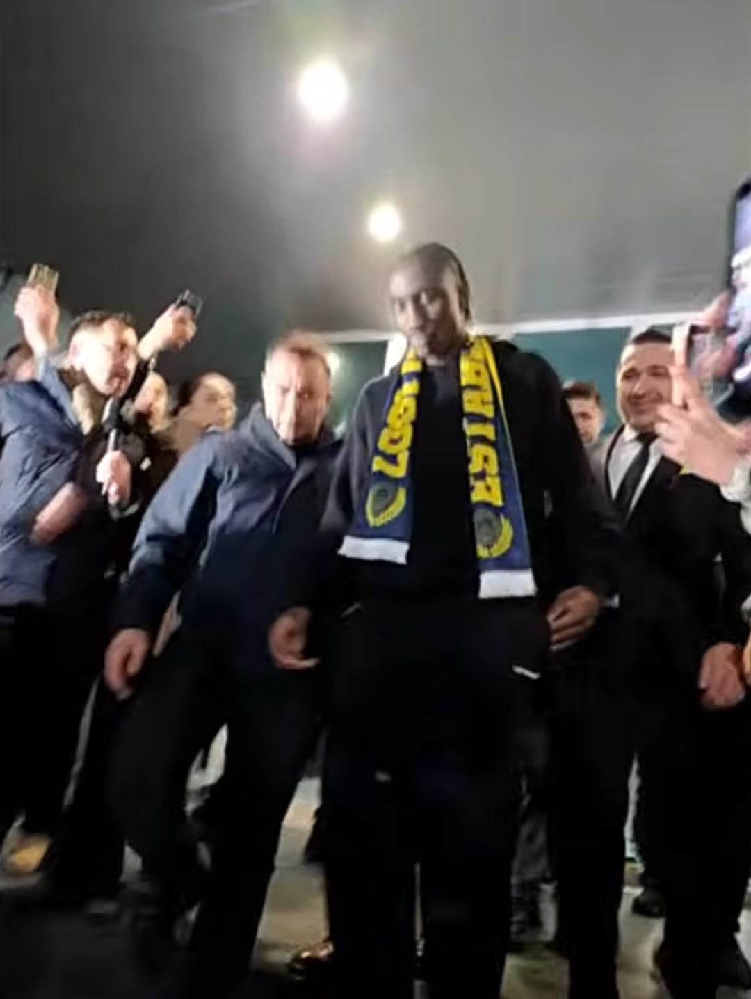 Fenerbah&ccedil;e nin anlaşma sağladığı Sidiki Cherif, İstanbul a geldi! 2