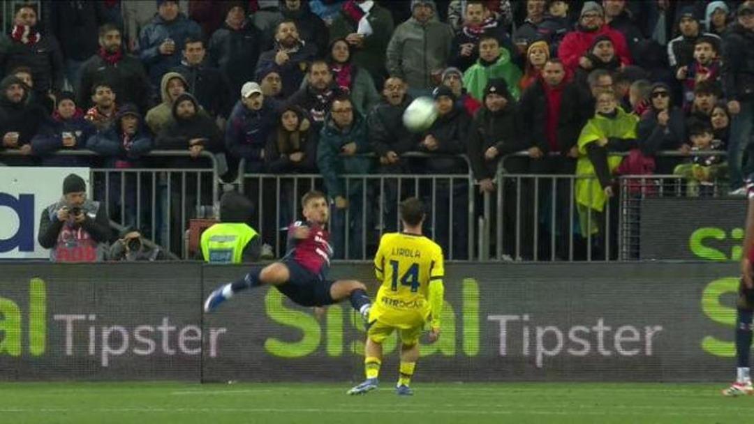 Semih Kılıçsoy un jeneriklik golüyle Cagliari, Verona ya tarihi bir ders verdi! 2