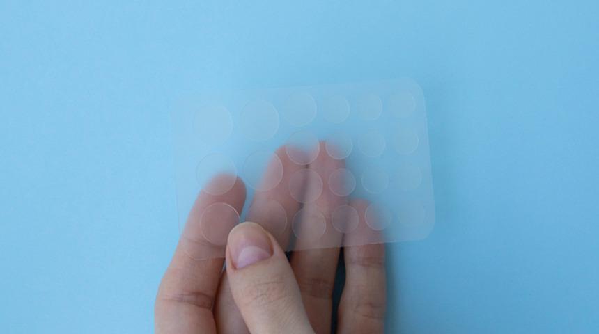 D&uuml;nyaca &uuml;nl&uuml; isimler bile tanıtımını yaptı: Kullananın y&uuml;z&uuml; mahvoldu!