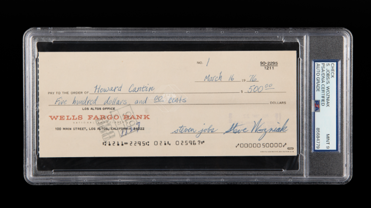 Üzerinde "500 dolar" yazıyordu ama... Bu Apple çeki tam 2,4 milyon dolara satıldı! - Teknoloji Haberleri