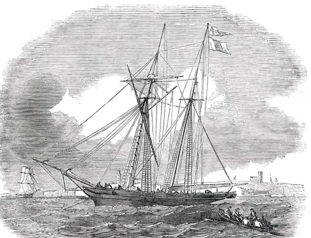 36 yıl &ouml;nce batmıştı: Plajda ortaya &ccedil;ıktı! Yanına yaklaşırken bile tekrar d&uuml;ş&uuml;n&uuml;n 3