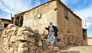 Kahramanmaraş&rsquo;ta yıllara meydan okuyan evler g&ouml;r&uuml;nt&uuml;lendi