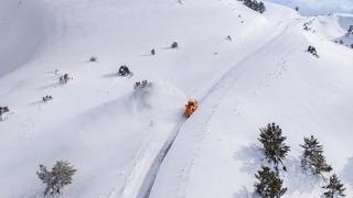 Kar kalınlığı 1 metreye ulaştı! Yozgat'taki Nalbant Geçidi dronla görüntülendi