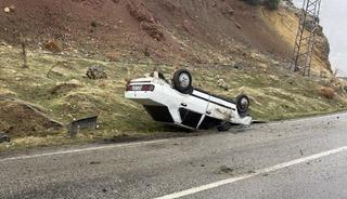 Otomobil takla attı: 2 yaralı