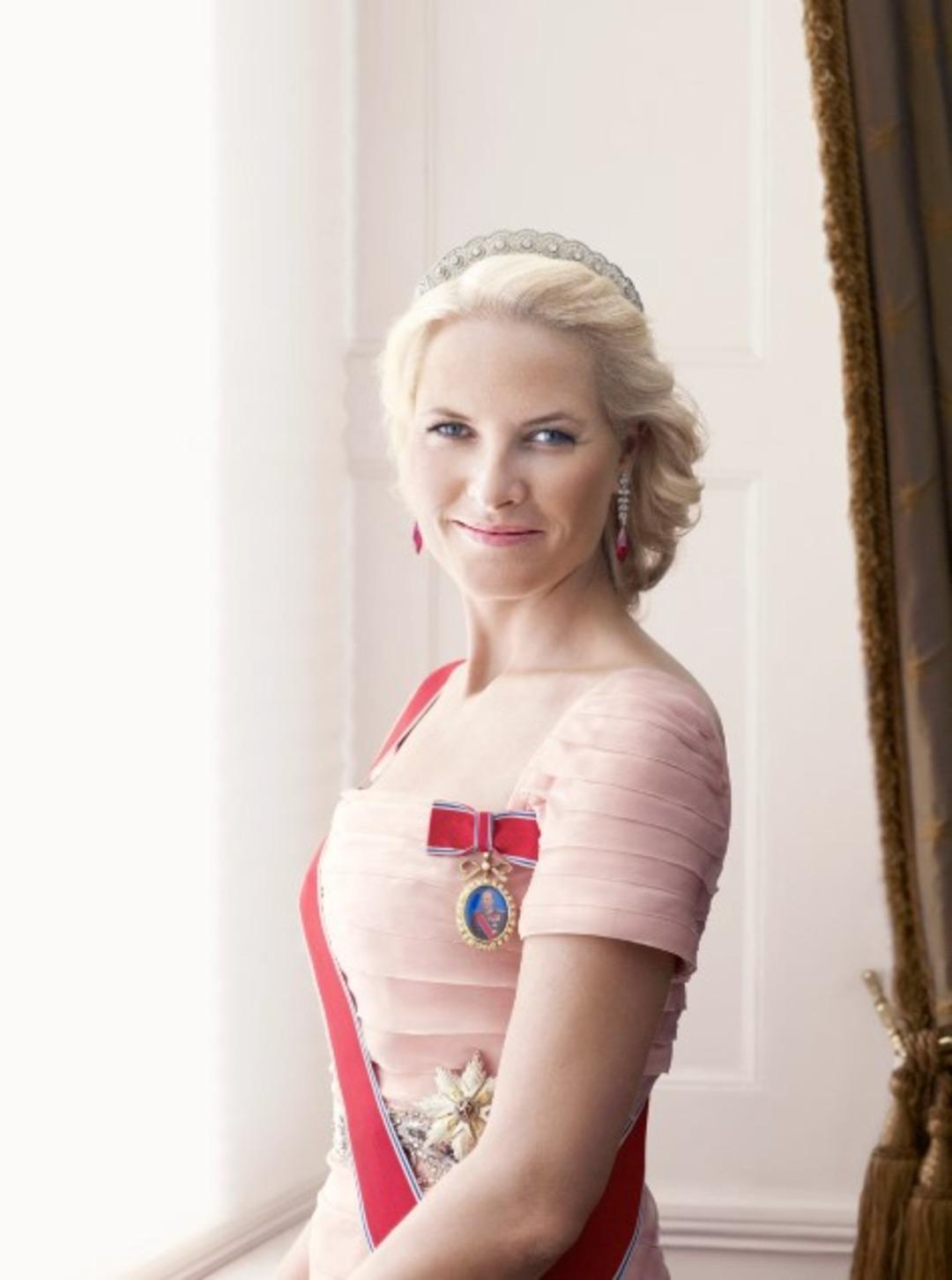 Epstein dosyasında prenses bile varmış!  Hamile kaldığı  iddiası d&uuml;nya g&uuml;ndeminde 2