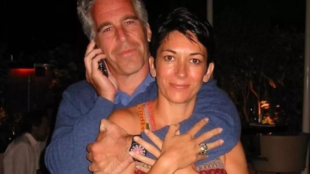 Epstein dosyasında prenses bile varmış!  Hamile kaldığı  iddiası d&uuml;nya g&uuml;ndeminde 4