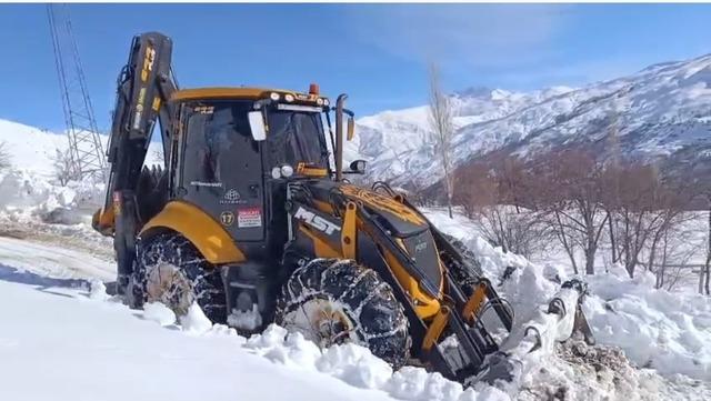 Van&rsquo;da 78 yerleşim yerinin yolu kapalı 2