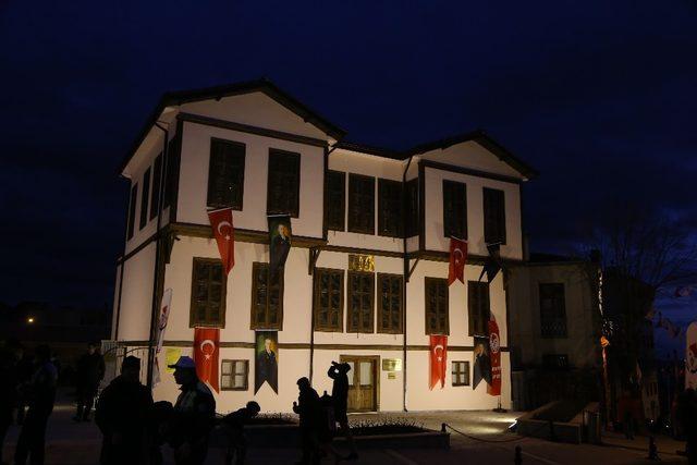 Atatürk Evi ve Ali Rıza Efendi Kültür Evi ışıklarını ’Dünya Saati’ için kapatacak