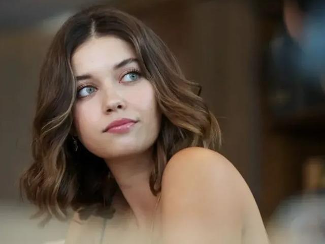 "Artık g&ouml;r&uuml;şmem" demişti ama... Baba-kız pozu geldi