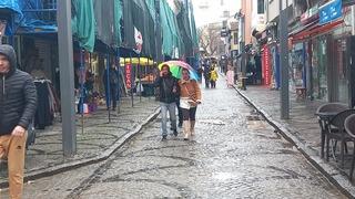 Edirne’de beklenen yağış başladı