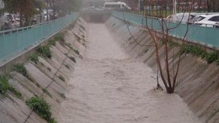 Manisa’da sağanak yağış etkili oluyor