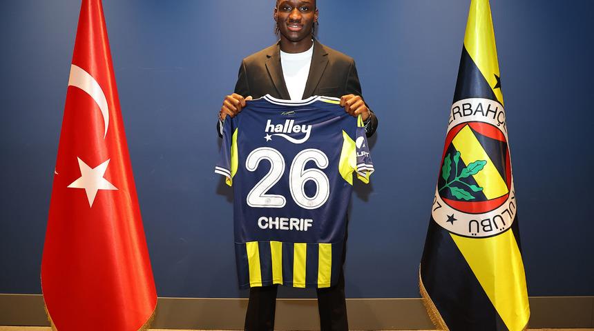 Fenerbah&ccedil;e bir transferi daha bitirdi! Sarı-Lacivertliler Sidiki Cherif&rsquo;i resmen a&ccedil;ıkladı