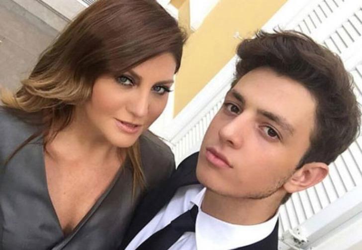 Berna Laçin'in kızı artık 19 yaşında bir genç kız