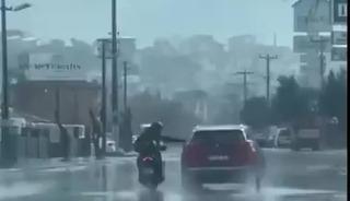 Trafiği tehlikeye d&uuml;ş&uuml;ren motosiklet s&uuml;r&uuml;c&uuml;s&uuml;ne ceza