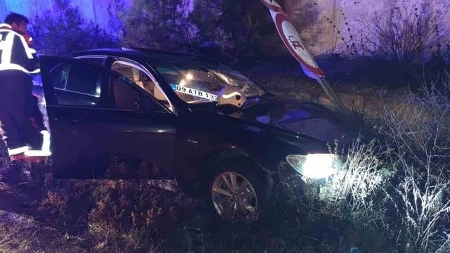 Karacasu’da trafik kazası: Sıkışan sürücüyü itfaiye ekipleri kurtardı