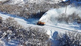 Tunceli&rsquo;de 85 k&ouml;y yolu ulaşıma a&ccedil;ıldı, 28 k&ouml;y yolunda &ccedil;alışmalar s&uuml;r&uuml;yor