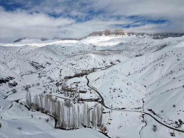 Kato Dağı beyaz gelinliğini giydi, ortaya seyrine doyumsuz manzaralar çıktı 2
