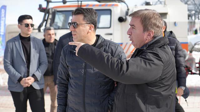 3,5 saatlik yol 45 dakikaya düşecek! 2 il için önemli adım: Valiler el sıkıştı