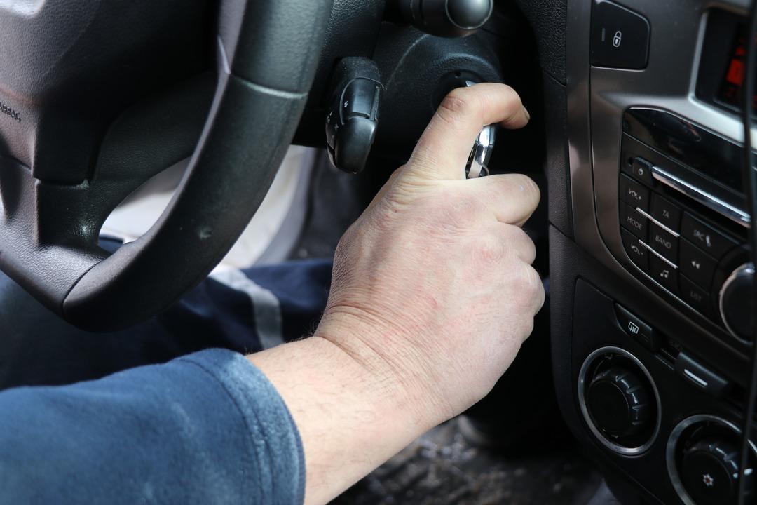 Sakın bunu yapmayın Bir anda çevrilen kontak anahtarının faturası ağır olabilir! 2