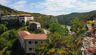 İstanbul'da bir daire fiyatına İspanya'dan k&ouml;y satın aldılar! 
