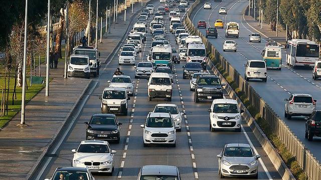 MTV ödemelerinde son gün ne zaman? Araç sahipleri dikkat: Bugün 23.50'ye kadar süreniz var 