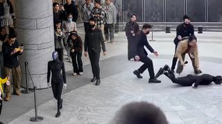 İlk kez halkın karşısına çıkmıştı, nazar değdi! O anlar sosyal medyada viral oldu