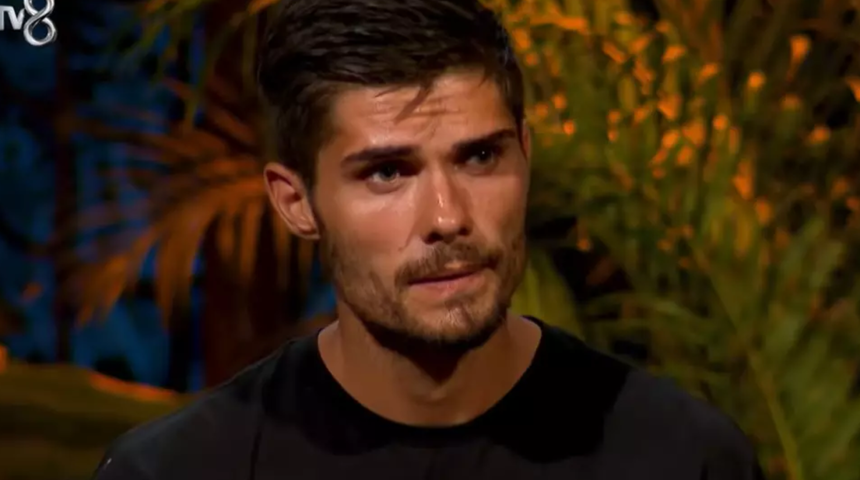 Barış Murat Yağcı g&ouml;zaltına alındı! Survivor'dan hemen d&ouml;nd&uuml;