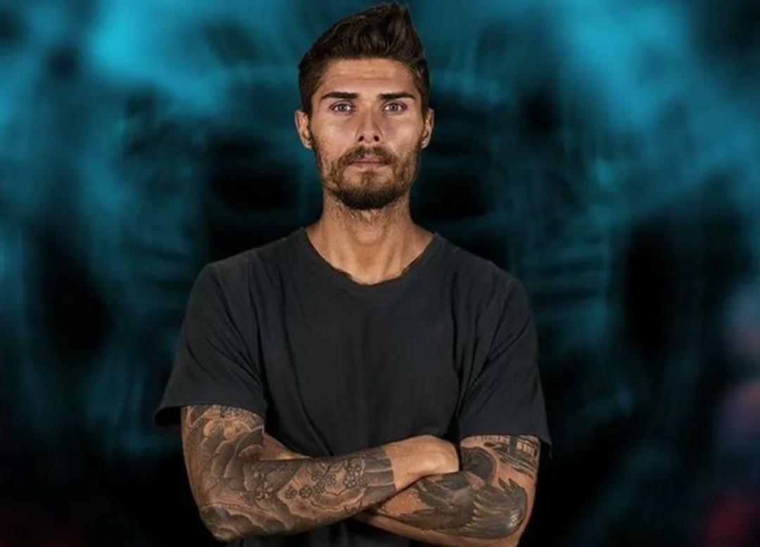 Barış Murat Yağcı g&ouml;zaltına alındı! Survivor dan hemen d&ouml;nd&uuml; 1