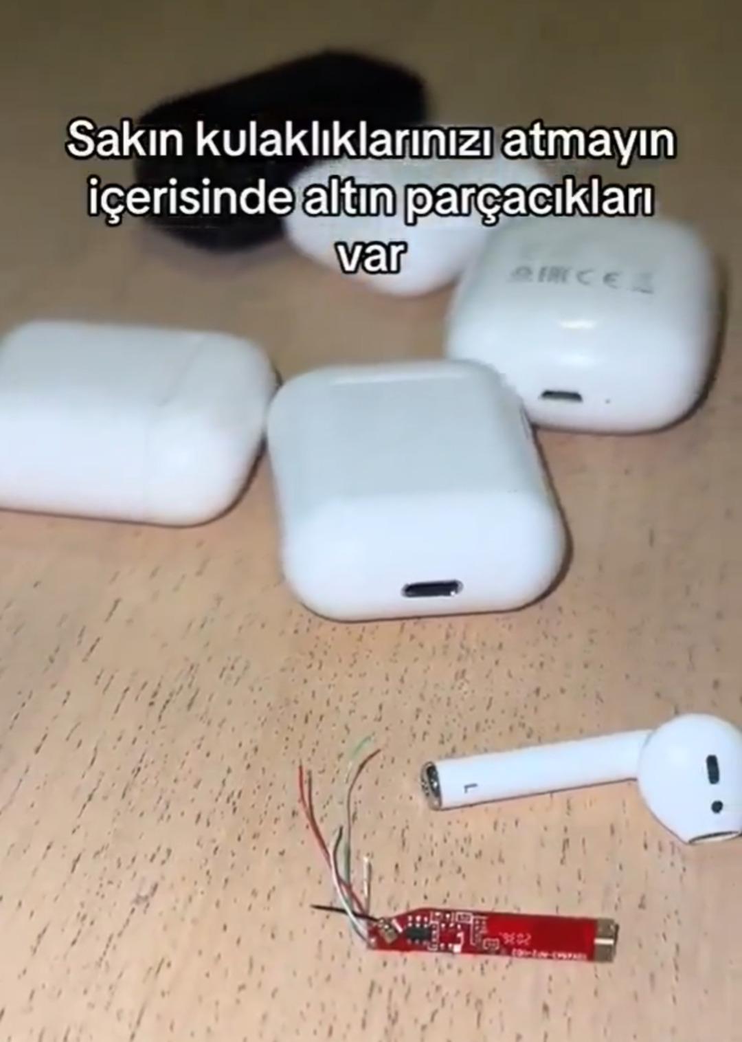 Bir kadın kulaklıkların i&ccedil;inden altın &ccedil;ıkardı! "Sakın &ccedil;&ouml;pe atmayın" 2