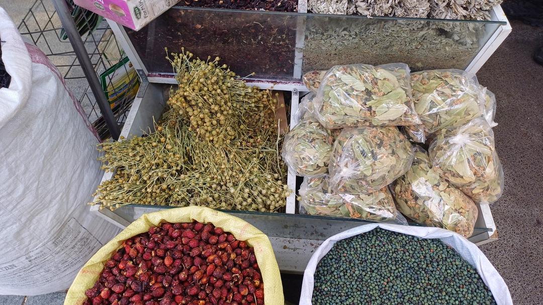 Geçmeyen öksürüğe doğal çare: Akgünlük sakızı 4