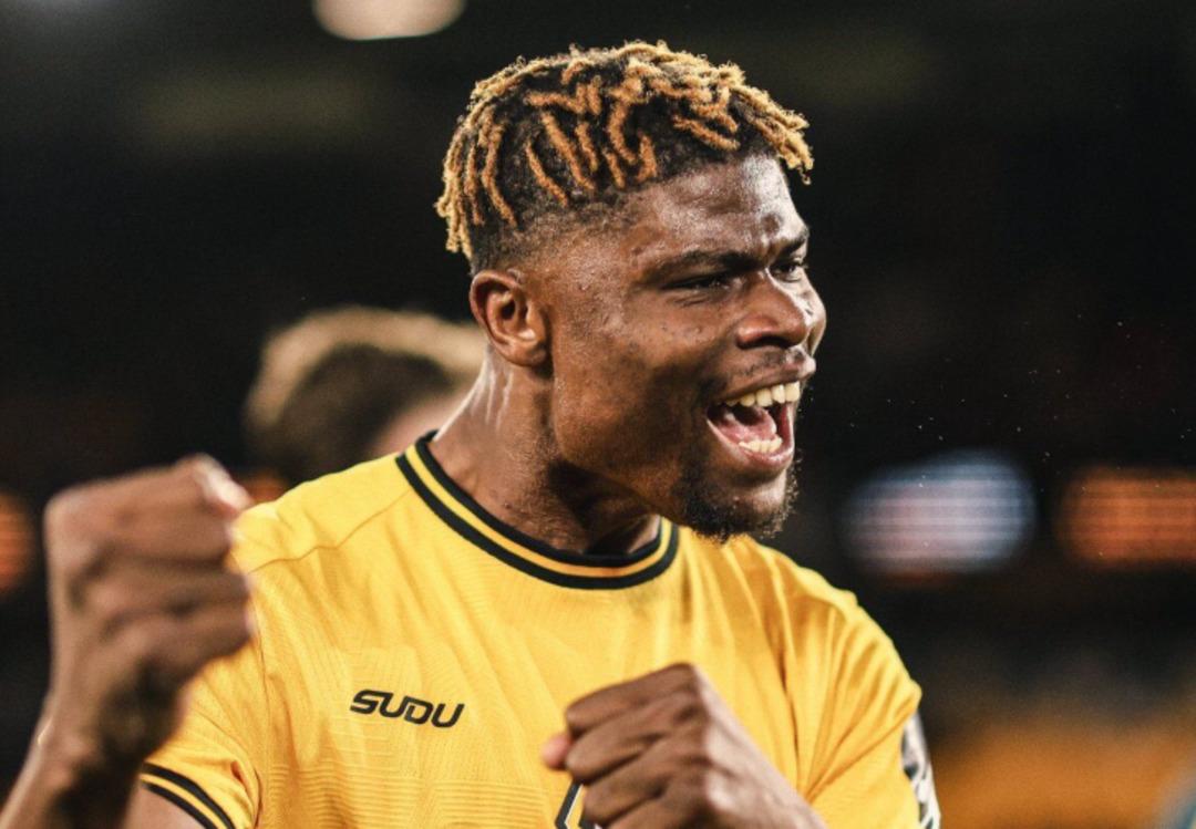 Beşiktaş tarihinin en pahalı ikinci imzası geliyor! Kartal Agbadou ile kasayı a&ccedil;tı, duvarı &ouml;rd&uuml; 4