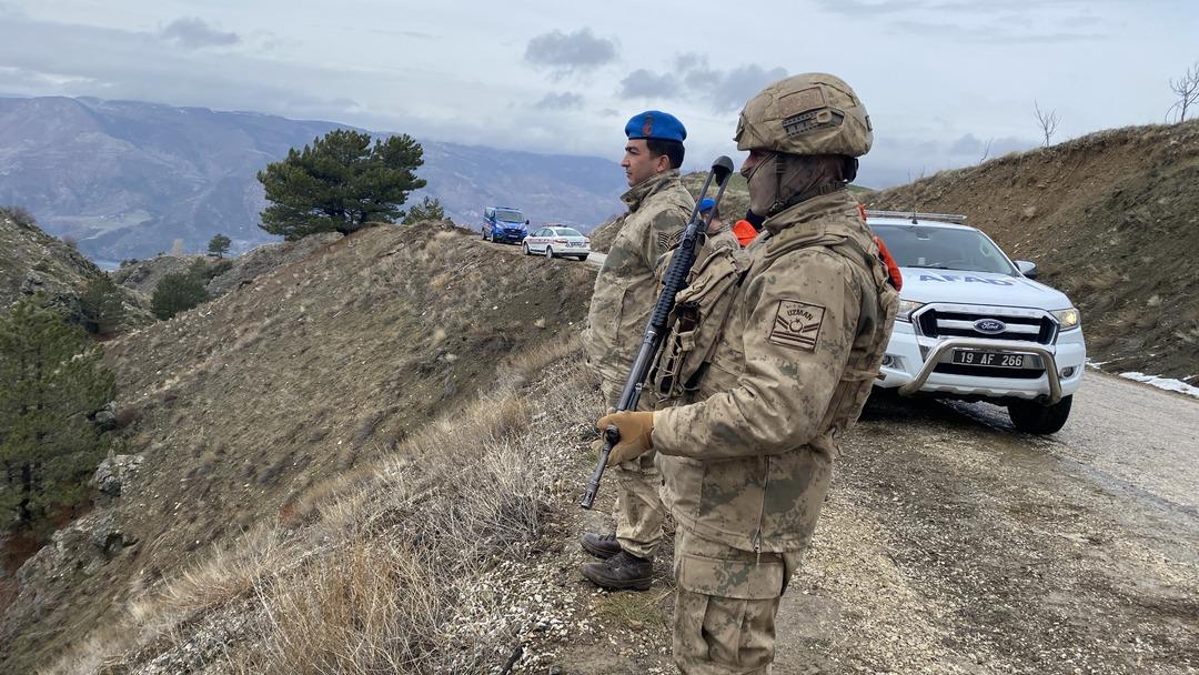 &Ccedil;orum&rsquo;da korkun&ccedil; cinayet! 6 g&uuml;nd&uuml;r aranıyordu: Cesedi par&ccedil;alanmış halde bulundu! 3