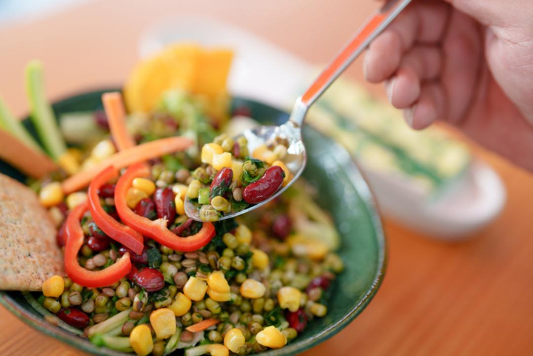 Yorgunluğu bı&ccedil;ak gibi kesiyor: Kahvaltıda bu ikiliyi t&uuml;ketin 2