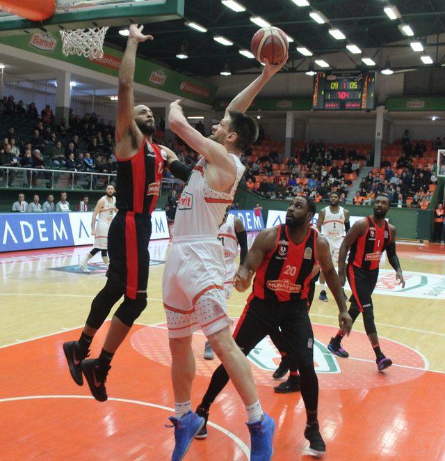 Banvit - Muratbey Uşak: 71-58