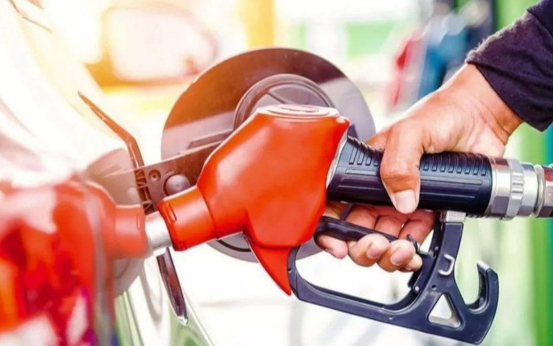 Ara&ccedil; sahiplerine k&ouml;t&uuml; haber! Tarih belli oldu: Motorine zam geliyor 1