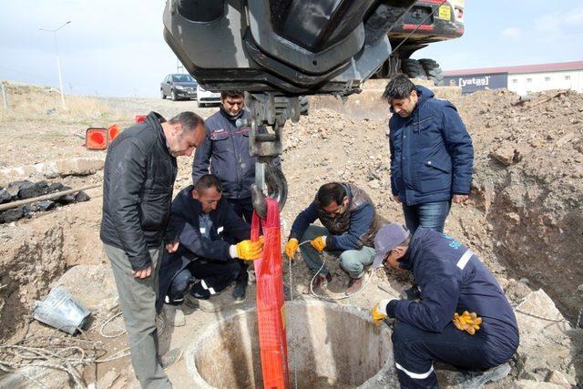 Belediyenin dalgıçları iş başında