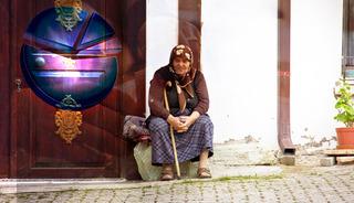 Emeklilerin en &ccedil;ok desteklediği siyasi parti belli oldu! Ankete damga vuran sonu&ccedil;lar