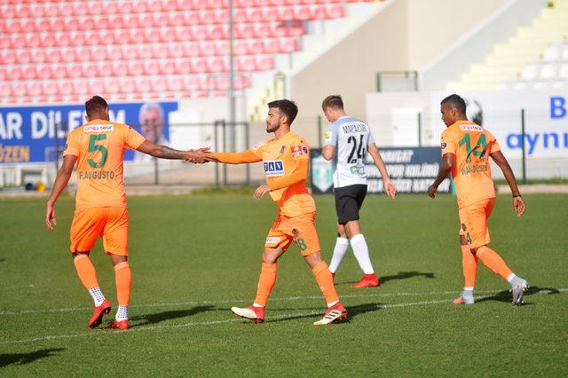 Aytemiz Alanyaspor - FC Tosno: 2-2 (Hazırlık maçı)