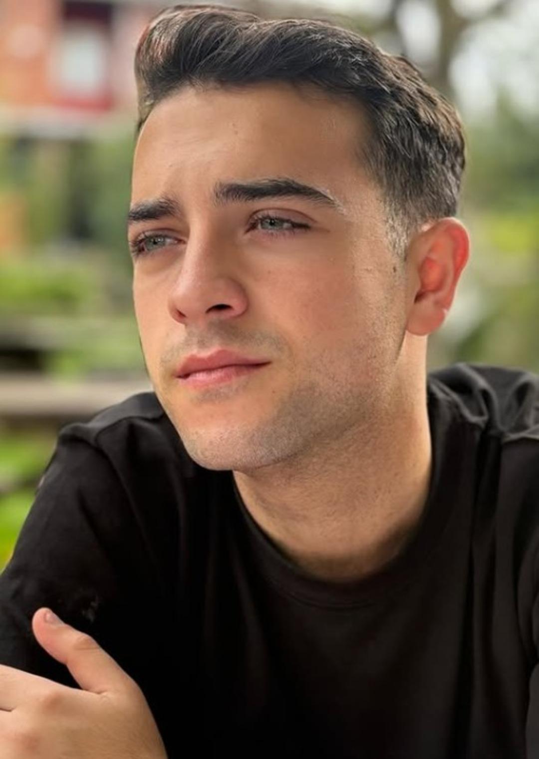 Berat Efe Parlar ın yeni adresi belli oldu! İddialı diziye girdi   2