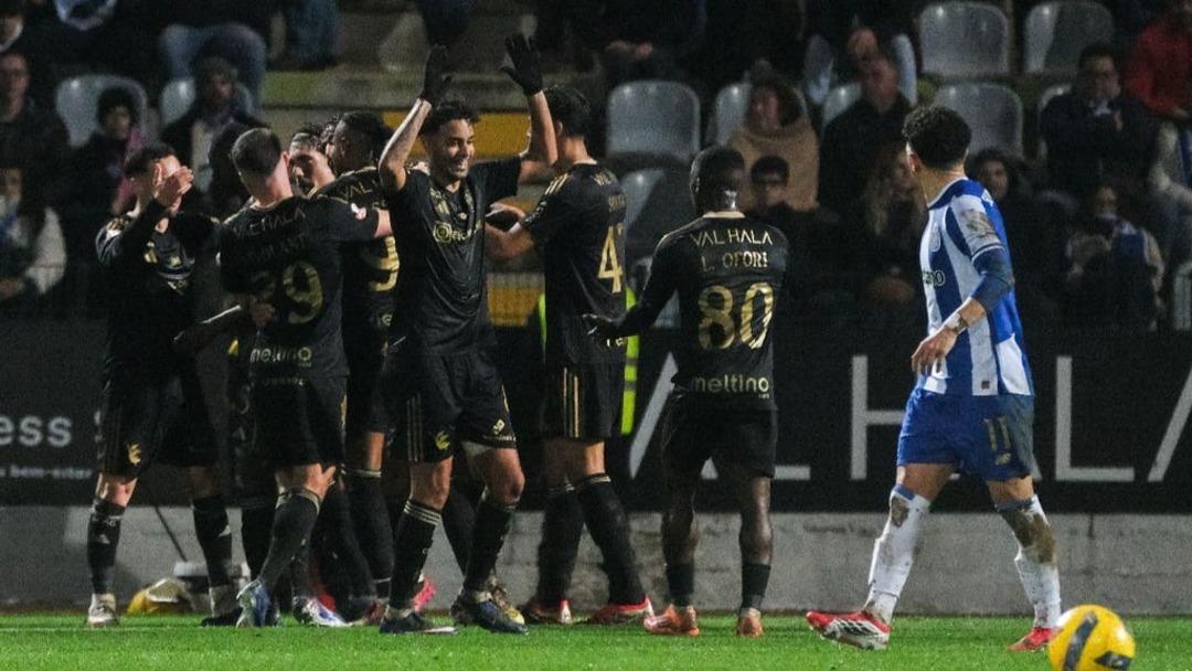 Portekiz Ligi nde Porto nun namağlup serisi son bulurken, Benfica evinde puan kaybetti 1